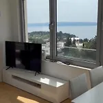 Splendid View Split